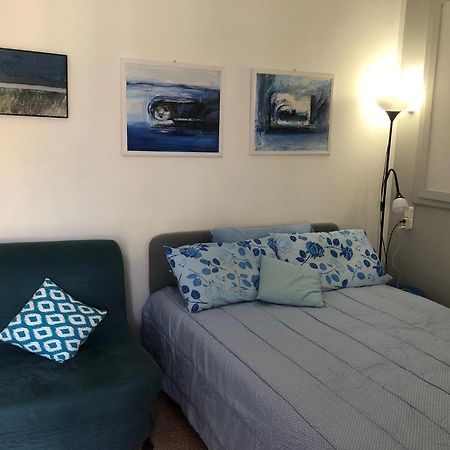 Welcome In The Cozy Blue Nest Pedestrian Menton Exteriér fotografie