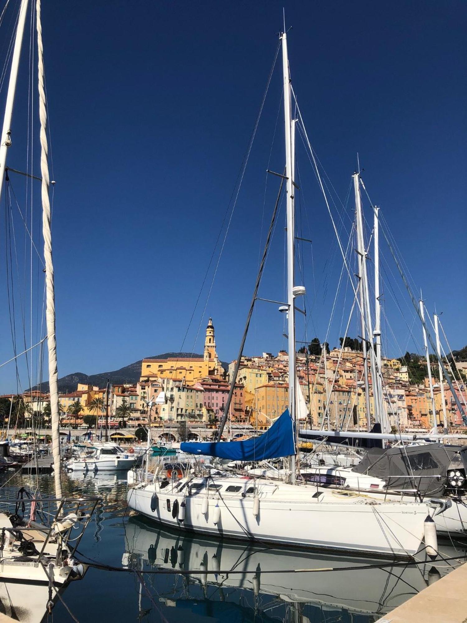 Welcome In The Cozy Blue Nest Pedestrian Menton Exteriér fotografie