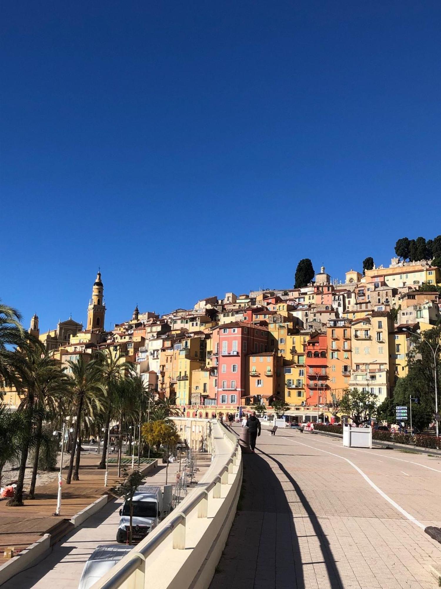 Welcome In The Cozy Blue Nest Pedestrian Menton Exteriér fotografie