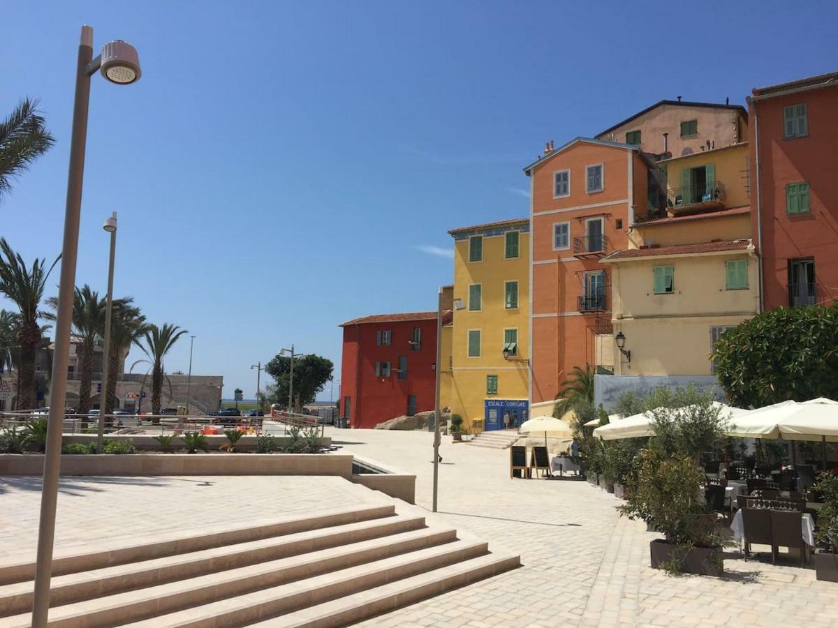 Welcome In The Cozy Blue Nest Pedestrian Menton Exteriér fotografie